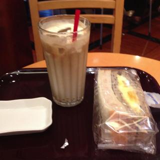 ツナと卵のサンドイッチ