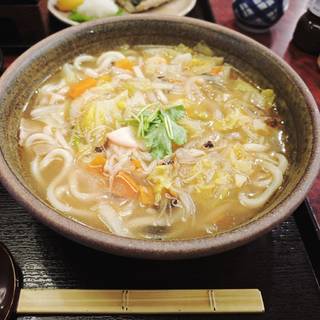 野菜たっぷりちゃんぽん（麺半量）