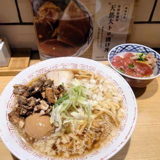 煮卵醤油＋天然大トロ漬け丼