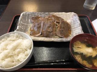 ラム肉のジンギスカン定食