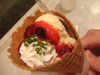 ストロベリーチーズパフェ