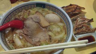 おいしいラーメンと餃子