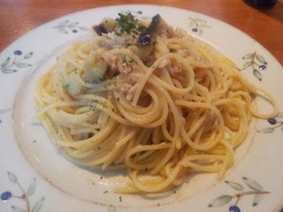 ツナとナスのガーリックソース