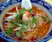 トムヤムクンラーメン