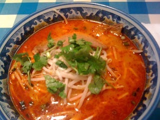 トムヤムクンラーメン