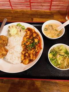 麻婆豆腐唐揚げ丼