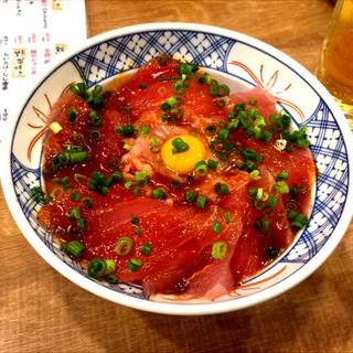 鮪ユッケ丼