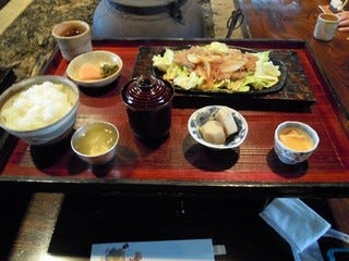 バームクーヘン豚の生姜焼き定食