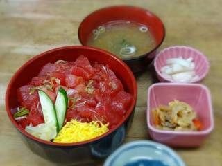 まぐろのぶっかけ丼