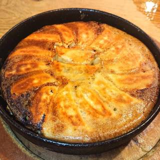 鉄なべ餃子