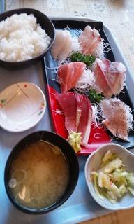 地魚の刺身盛合せ