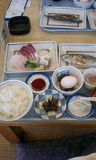 朝定食刺身付き