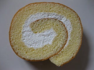 白バラホイップロールケーキ