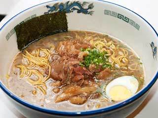 とんこつ塩からしつけめん