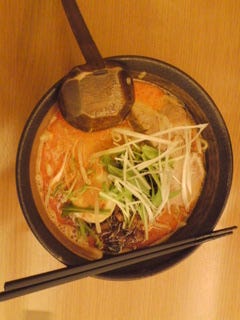 五穀豊穣の担担麺