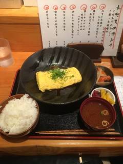 国産牛の肉巻き定食