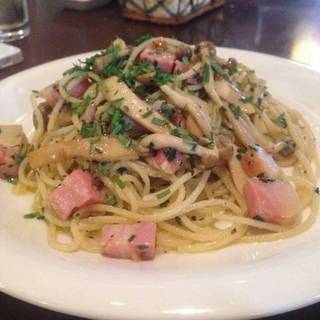 大葉とベーコンのペペロンチーノ