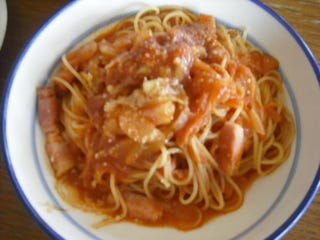 ベーコンのトマトパスタ