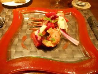 伊勢海老といちごとフルーツトマトのサラダ