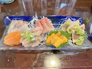 刺身定食の一皿