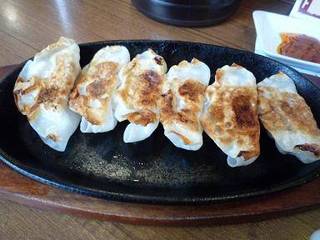 鉄鍋餃子