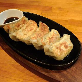 自家製鉄板餃子