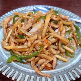 ピーマンと豚肉細切り炒め