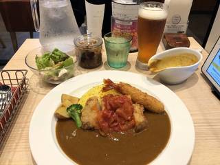 トマトソースのポークカツレツプレート