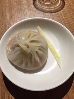 汁たっぷり小龍包