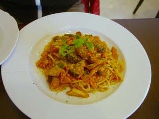 ツナと茄子のトマトソースアラビアータ