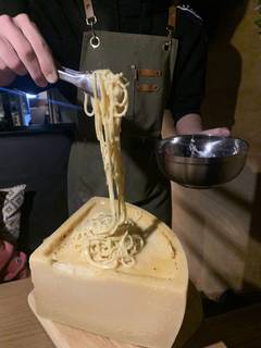 濃厚カルボナーラ