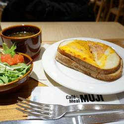 Cafe MUJI 上大岡京急 の画像