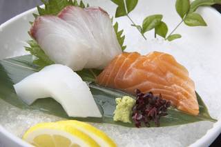 お造り三種盛合せ