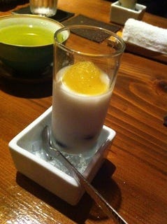 黒豆の杏仁豆腐