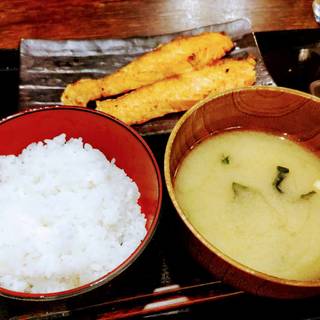 銀鮭塩焼き定食