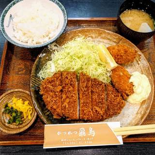 ロースかつとかきフライ（２個）定食