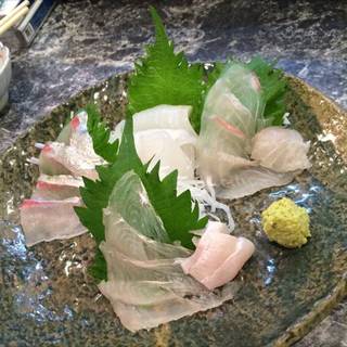 刺身の盛り合わせ