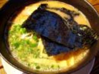 豚骨醤油ラーメン