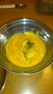 チキンドピャザ