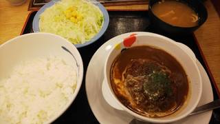 ブラウンソースハンバーグ定食