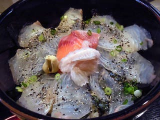 海鮮丼
