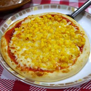 たっぷりコーンのピザ