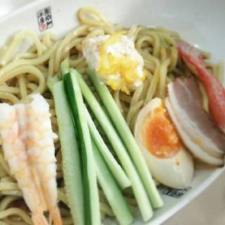 冷やし中華はじめました