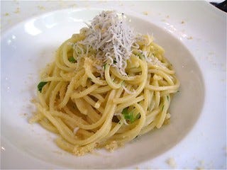 しらすとカラスミの自家製キタッラ