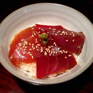 大間のマグロの漬け丼