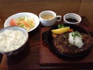 ハンバーグランチ