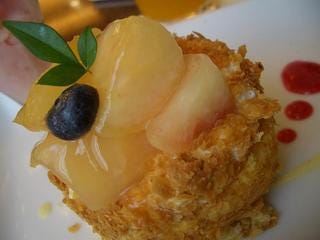 旬の生パイ（桃）