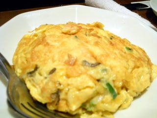 カニ肉入りふわふわオムレツ