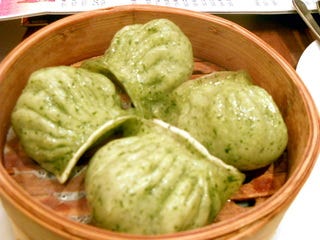 ほうれん草入り蒸し餃子