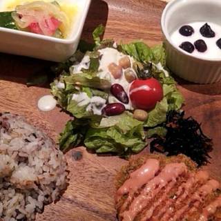 限定１５食！　今月の肉料理ランチ